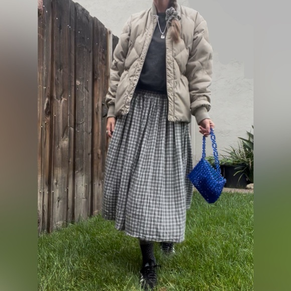 Vintage Gray and Ivory Plaid Flannel Women's Skirt - Picture 12 of 13